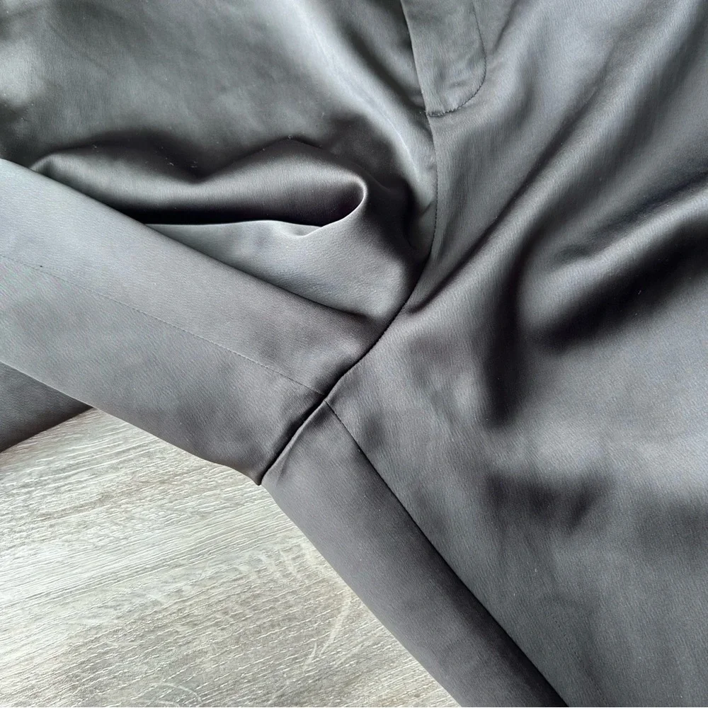 Uniqlo Satin Relaxed Straight Pants in Black - Picture 5 of 13